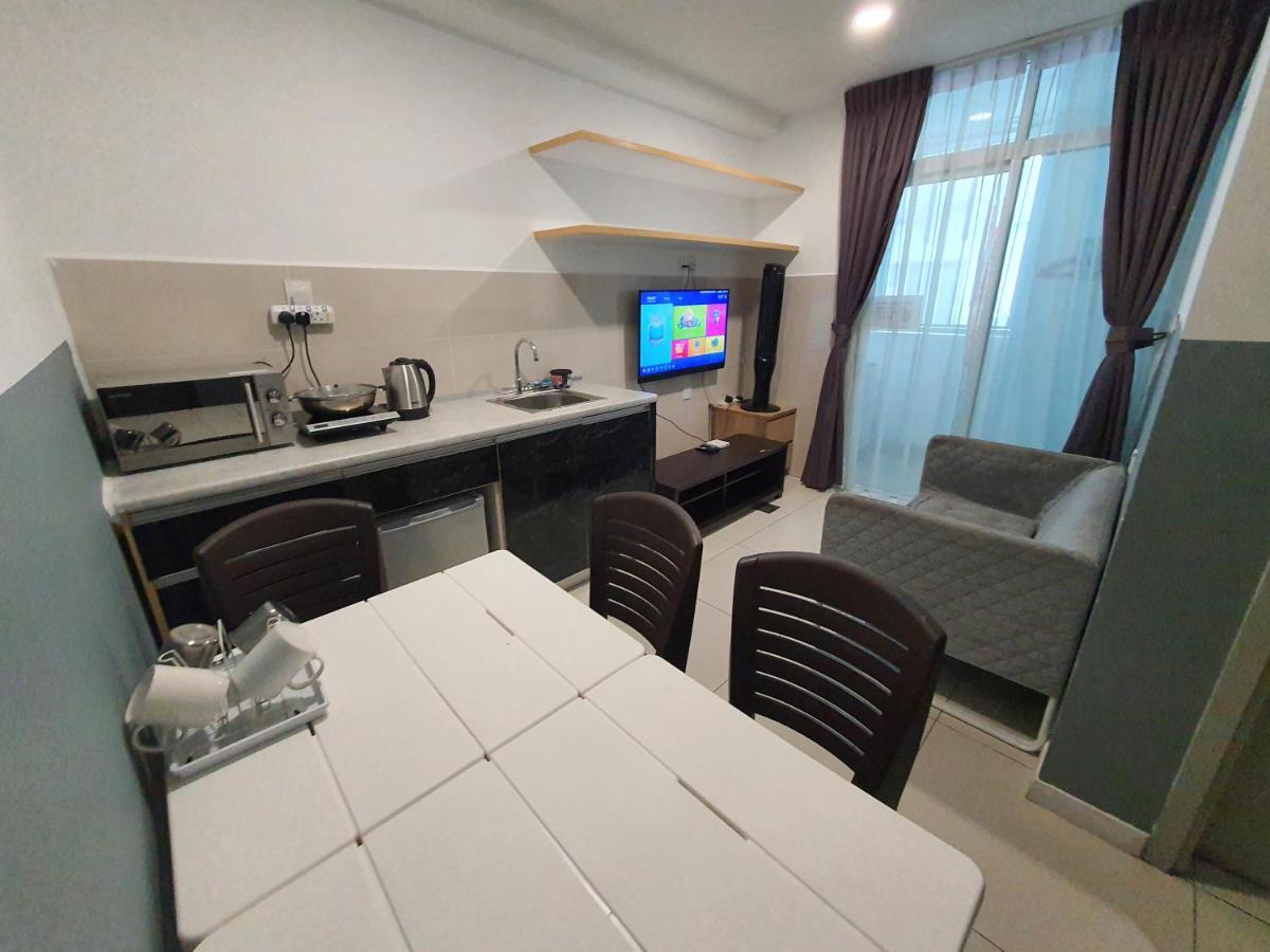Lts Homestay At Sutera Avenue Kota Kinabalu Exterior foto
